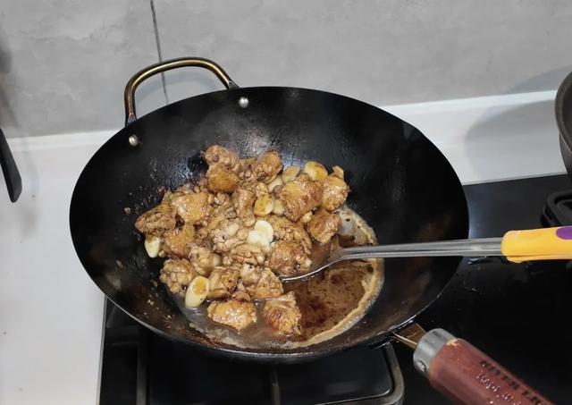 美食博主在家一天都在干啥？当然是做饭啦！分享两款超好吃的便当